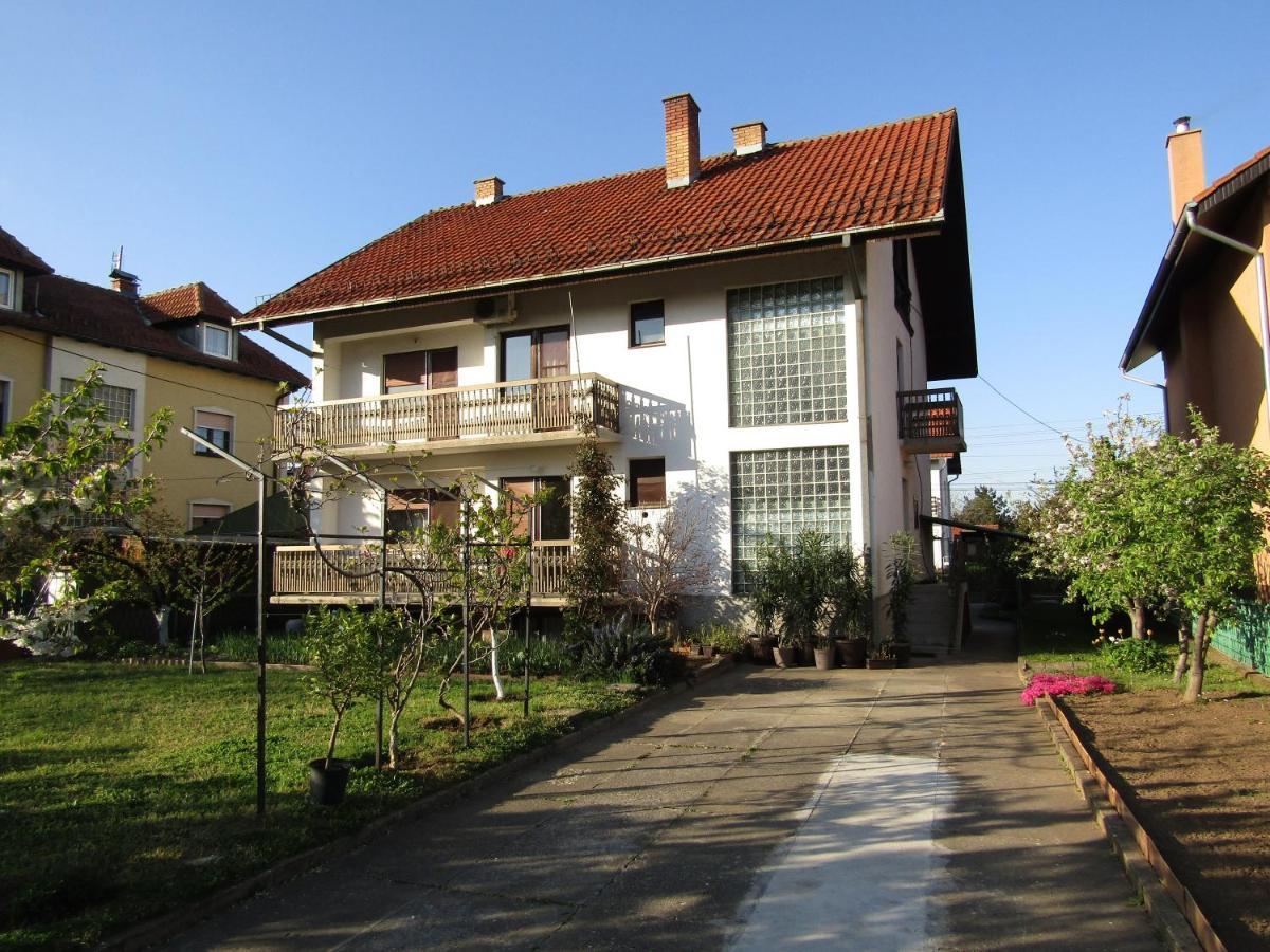Apartman Milena Kladovo Luaran gambar
