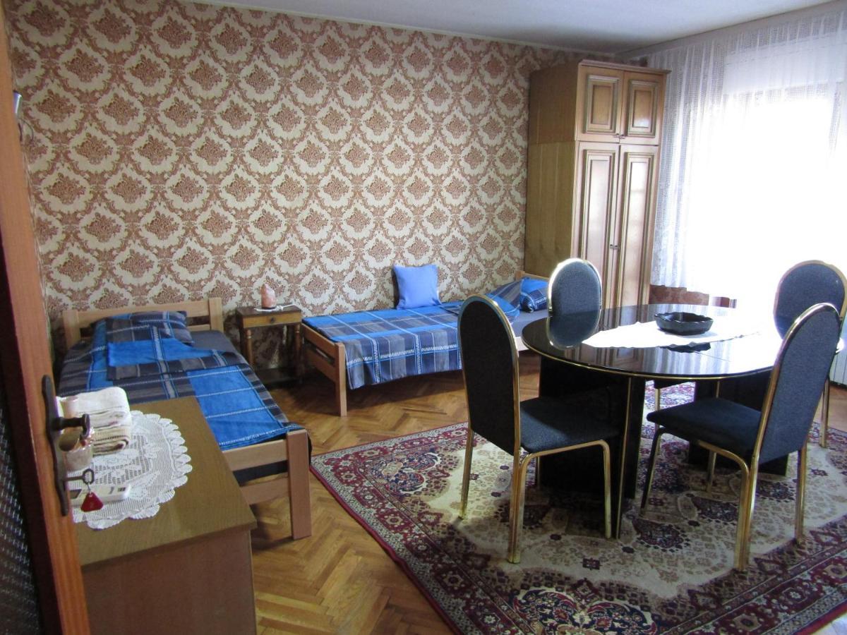 Apartman Milena Kladovo Luaran gambar