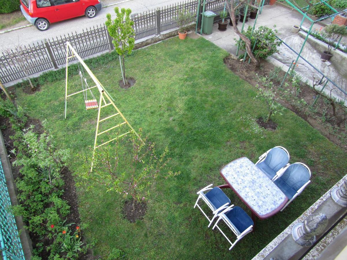 Apartman Milena Kladovo Luaran gambar
